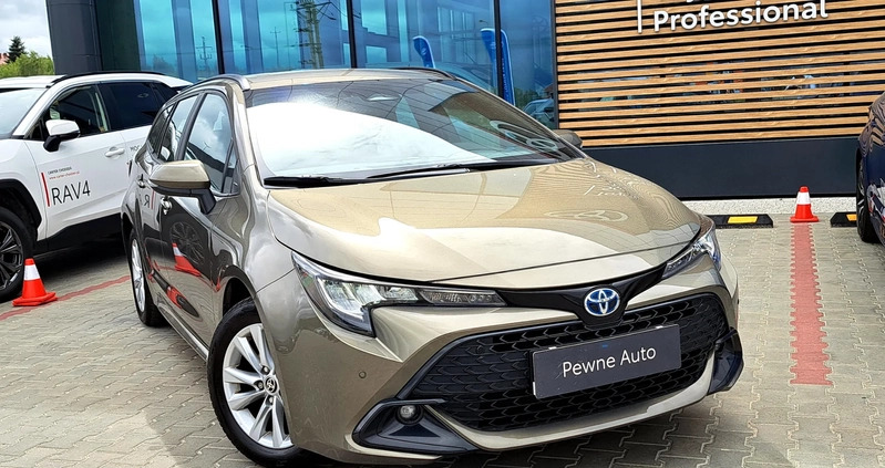 Toyota Corolla cena 135900 przebieg: 11900, rok produkcji 2023 z Ryglice małe 154